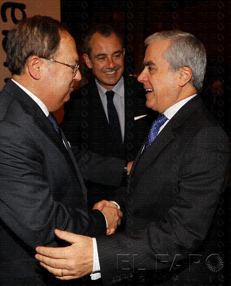 cedida Fortes tuvo la posibilidad de saludar al embajador portugués durante el acto. alt