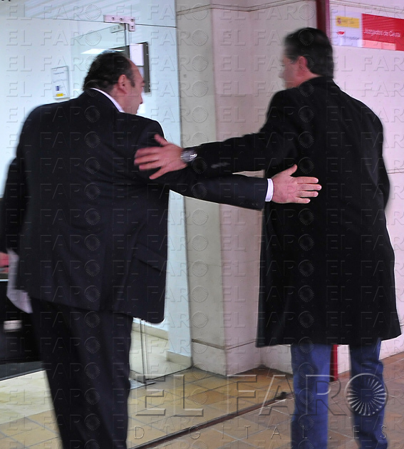 quino Fernández y detrás Martínez Selva. alt