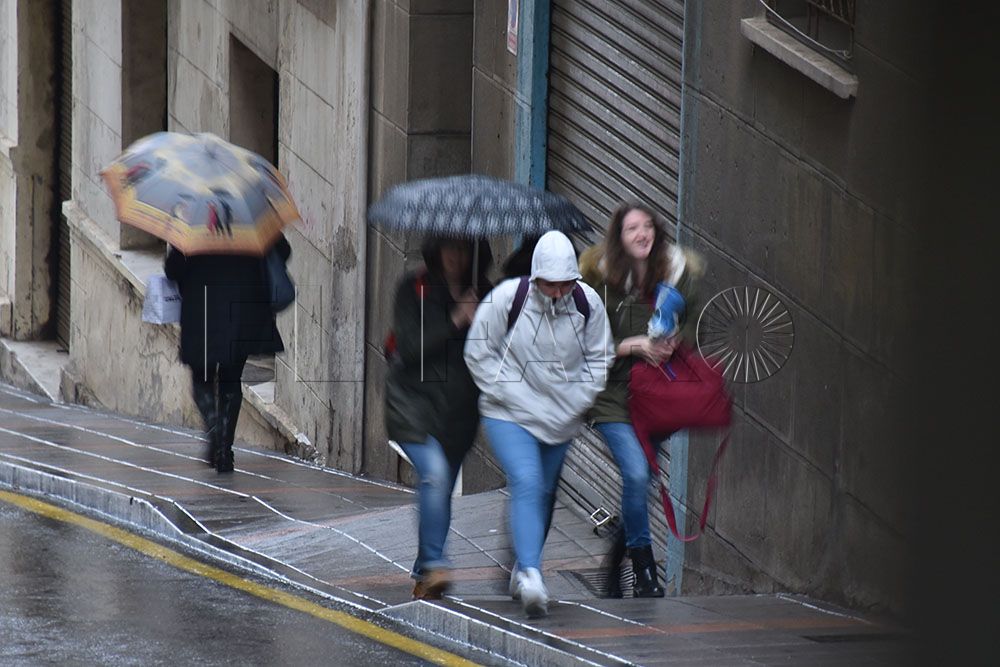 Precipitaciones o lluvias en Ceuta a la salida de estudiantes