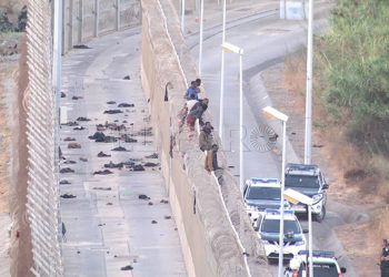 Valla de Ceuta subsaharianos