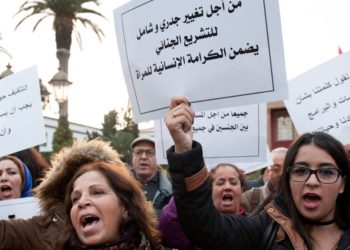 Manifestacion Manada Marruecos Mujer