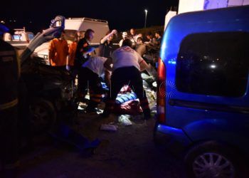 subsaharianos-coche-kamikaze