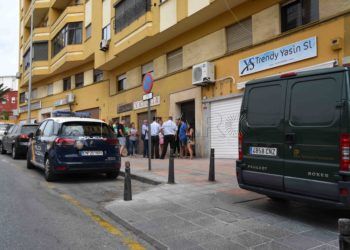 cuatro-horas-muerto-garaje