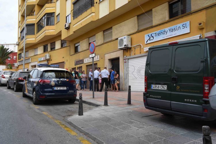 cuatro-horas-muerto-garaje