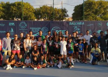 fin-curso-tenis-trofeos-1
