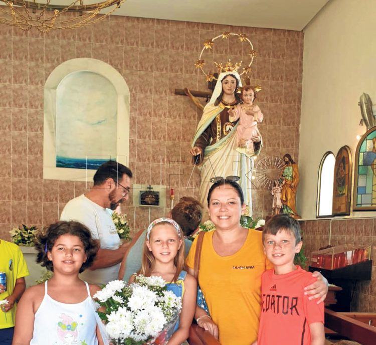 ofrenda-flores-virgen-carmen-almadraba-OK