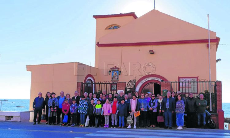 feligreses-iglesia-almadraba