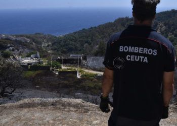 bomberos-incendio-calamocarro