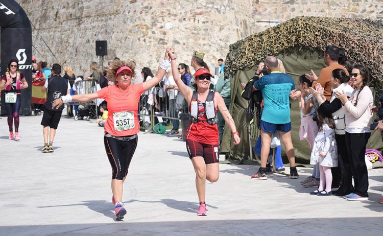 carrera mujer concurso logotipo
