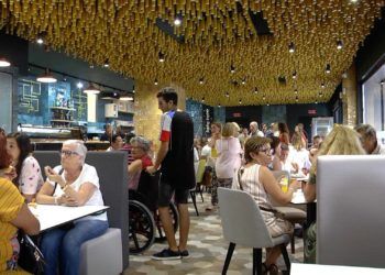 inauguracion-cafe-abaris