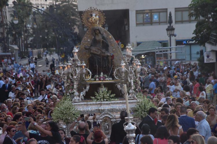 virgen-africa-procesion-feria-14