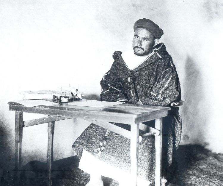 Abdelkrim-03-colaboracion-con-el-Faro