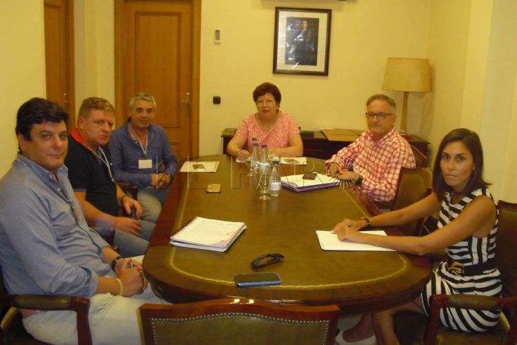 camara-comercio-delegacion-gobierno-reunion