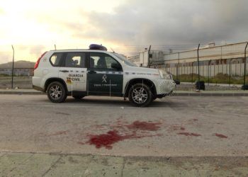 inmigrante-apuñalado-puerto-soufian-1