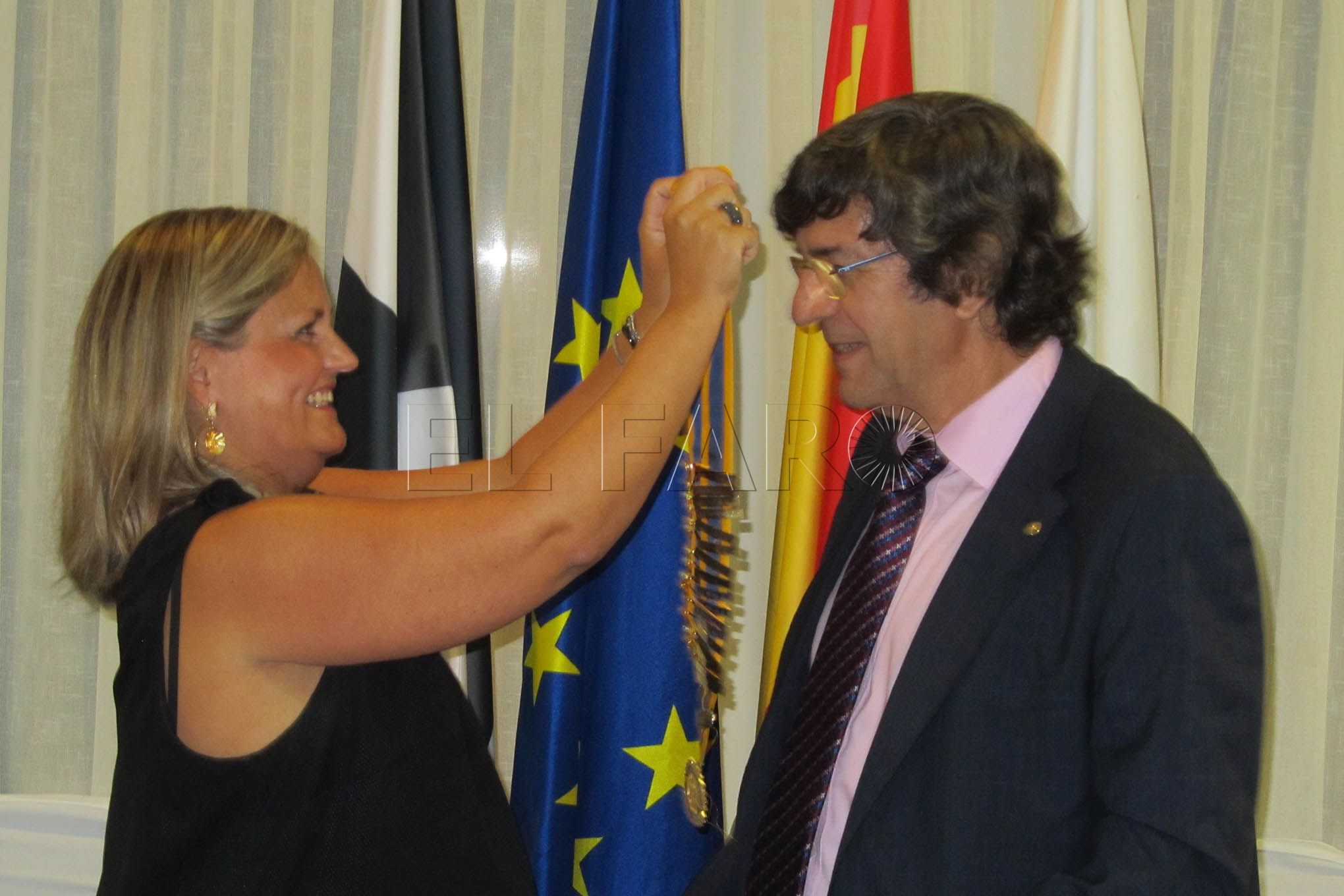 El notario José Eduardo García Pérez, nuevo presidente del Rotary Club de  Ceuta