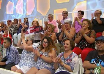 juan-y-medio-publico-ceuta-2