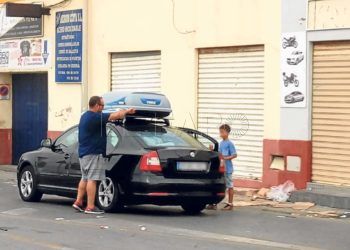 turistas-cola-frontera