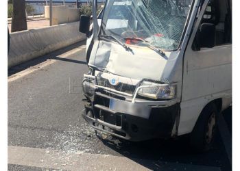 accidente-cohe-carretera-nueva