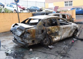 coches-quemados-reina