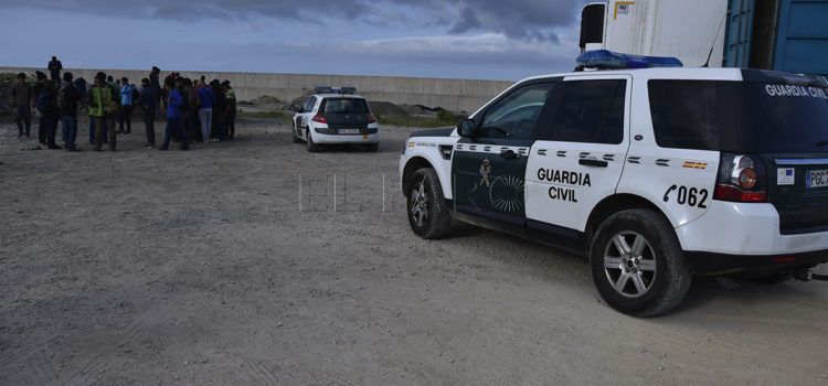 poniente-menores-apunalamiento