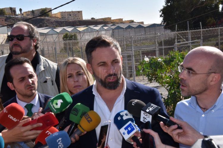 santiago-abascal-visita-frontera-vox-12