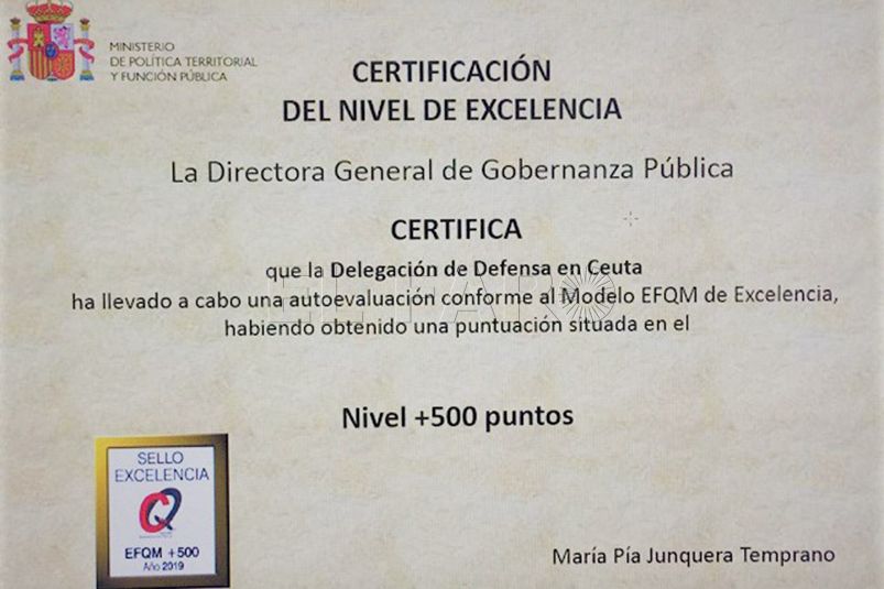 certificado-excelencia-defensa-2