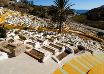 en-la-piel-muerte-cementerio-sidi-embarek-14