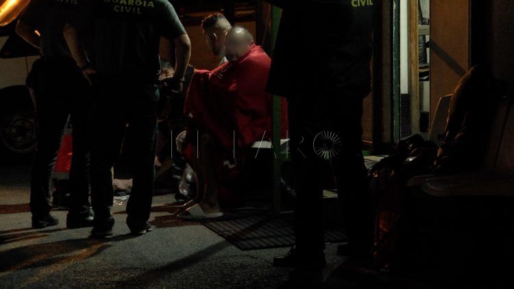 moto-agua-español-inmigrantes-