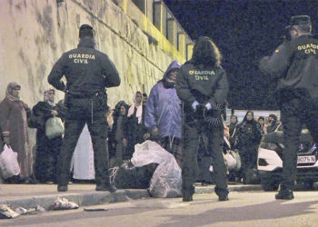 frontera-cerrada-saturado