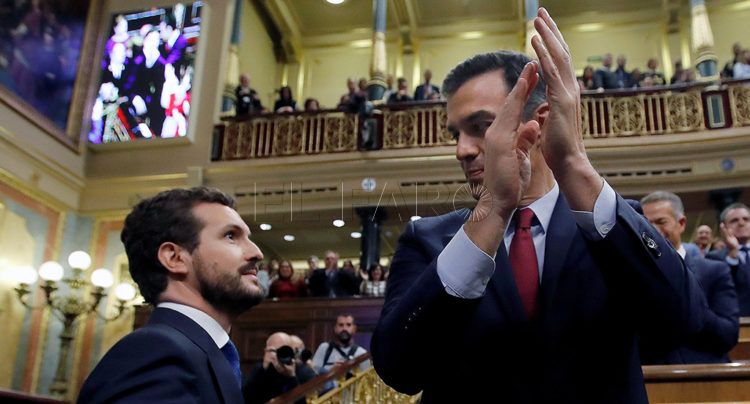 casado-sanchez-congreso-investidura