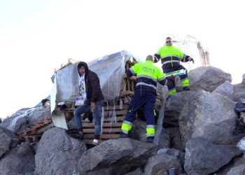 casetas-menores-inmigrantes-puerto-14-ok