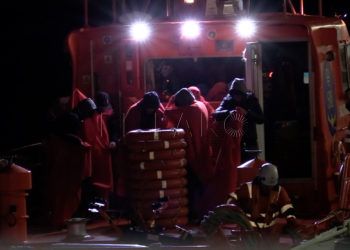 embarcacion-marroquies-deriva-benzu-4