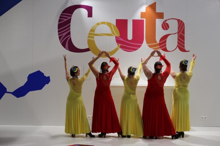 fin-fitur-turistas-2