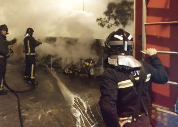 bomberos-contenedores