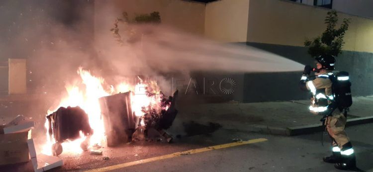 bomberos-contenedores-huerta-tellez