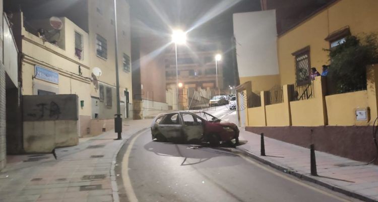 coche-abandonado-cuesta-parisiana