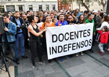 manifestacion-docentes-indefensos-claudio-jose-5