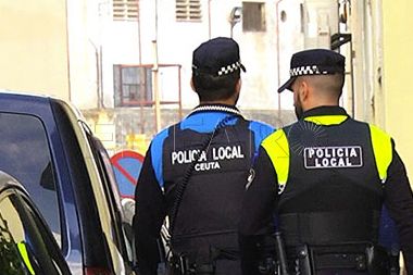 policia-local-ceuta-paseo