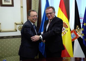 reunion-presidentes-ceuta-melilla-1