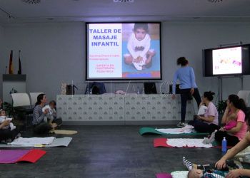 masaje-infantil-colicos-lactaceuta-8