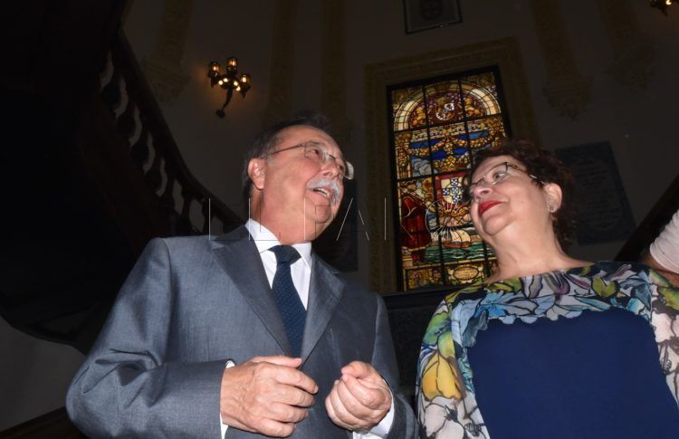 vivas-mateos-opinion-carreira-ok