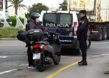control-policia-nacional-murallas-estado-alarma-4