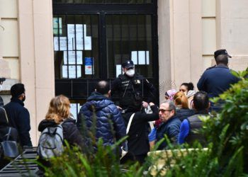 correos-tension-estado-alarma-policia-3