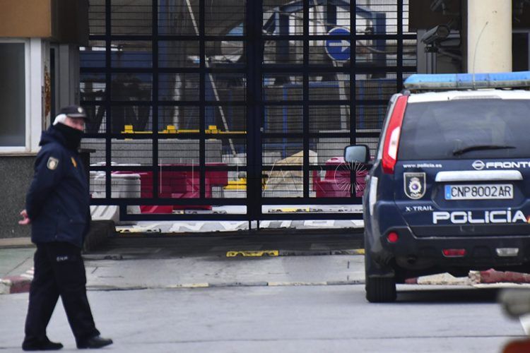 frontera-cerrada-policia-nacional