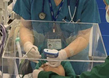 mamparas-hospital-sanitarios-coronavirus