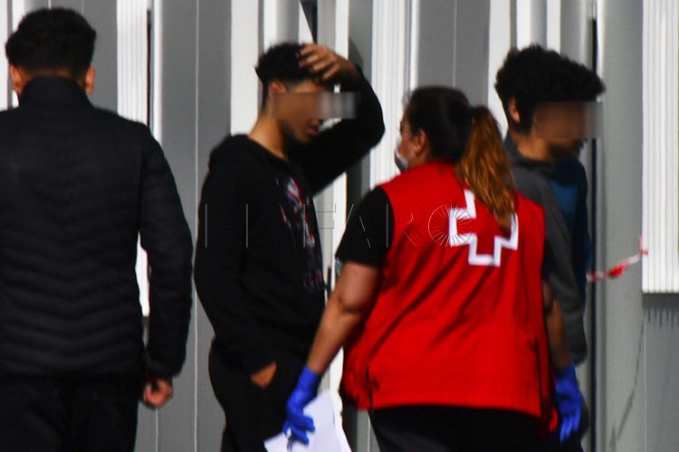 menores-cruz-roja-serrallo-piniers