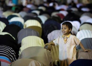 niño-menor-ramadan-rezo-efe