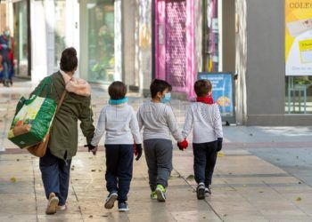 paseos-niños-confinamiento