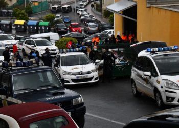 policia-pabellon-coronavirus-alarma-10