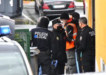 policia-pabellon-coronavirus-alarma-3